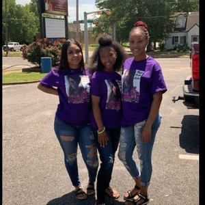 Meet your Posher, Eva